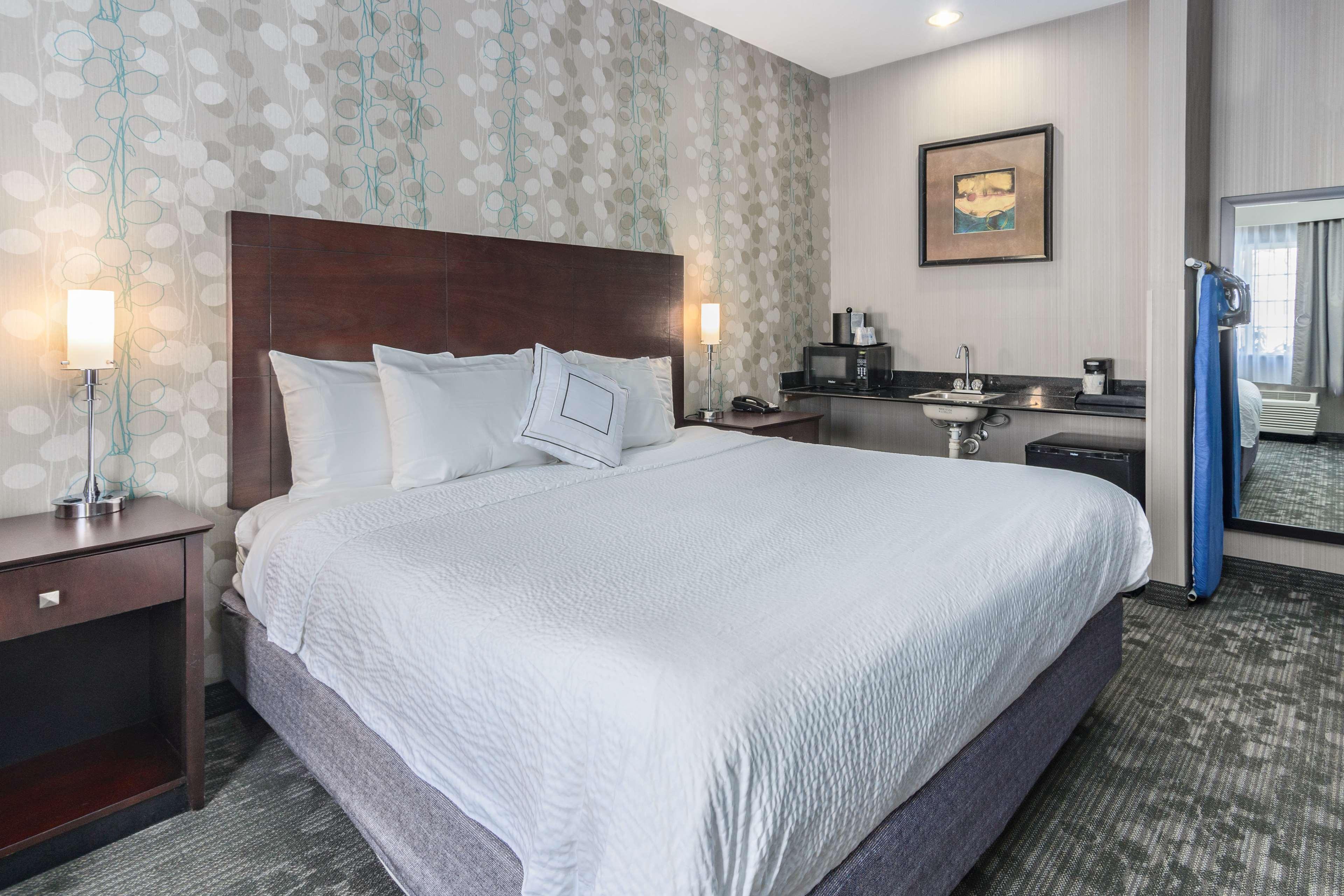 Best Western Concord Inn And Suites Екстер'єр фото