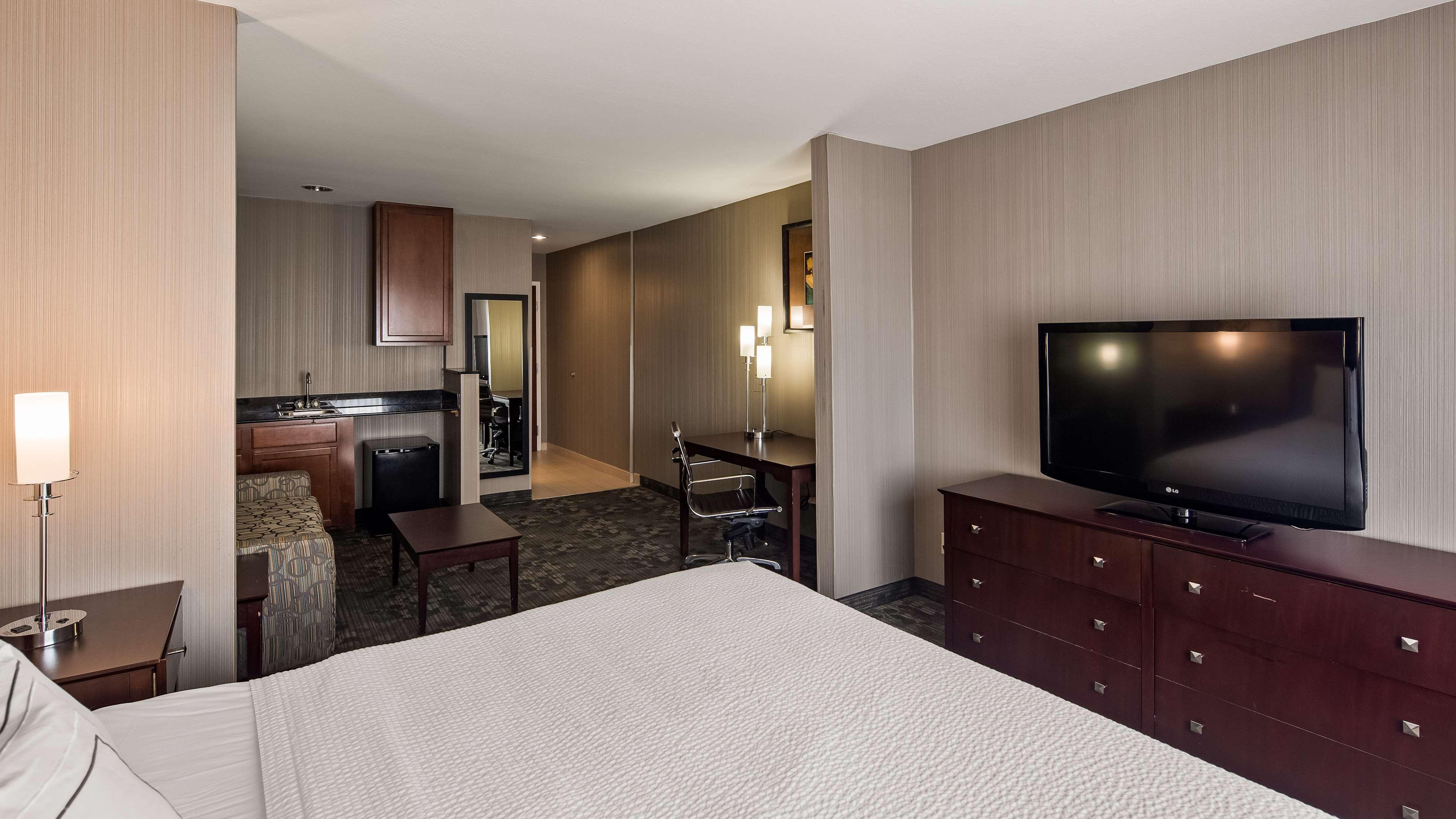 Best Western Concord Inn And Suites Екстер'єр фото